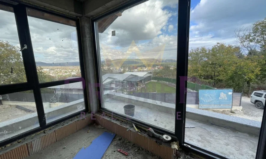 Двуетажна къща в с. Кранево с морска панорама -  - снимка 9 - Имоти Премиер