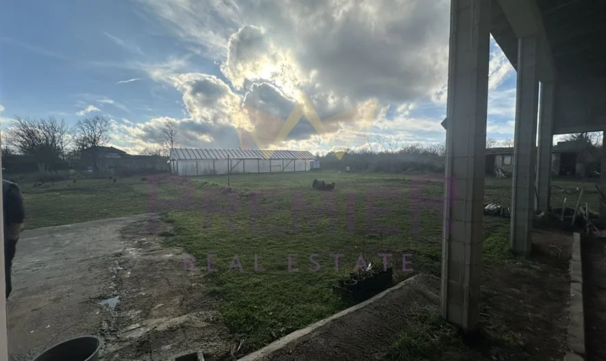 Двуетажна къща в с. Николаевка -  - снимка 3 - Имоти Премиер