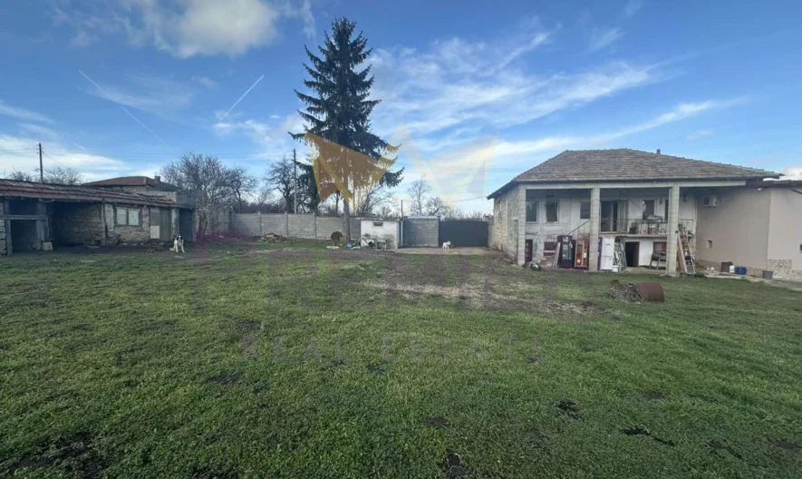 Двуетажна къща в с. Николаевка - - снимка 5 - Имоти Премиер