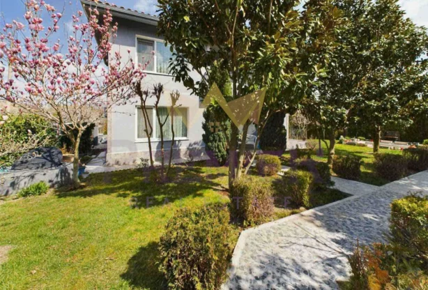 Агенция за недвижими имоти - Имоти Премиер - имот - 1159004, Цена: 314900 EUR