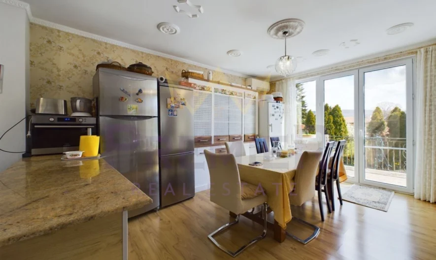 Двуетажна къща в с. Осеново - - снимка 18 - Имоти Премиер