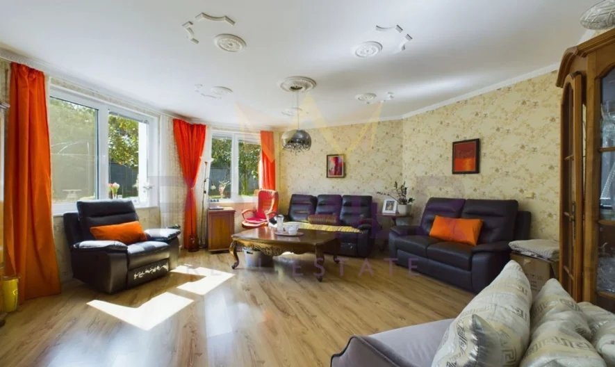 Двуетажна къща в с. Осеново -  - снимка 21 - Имоти Премиер