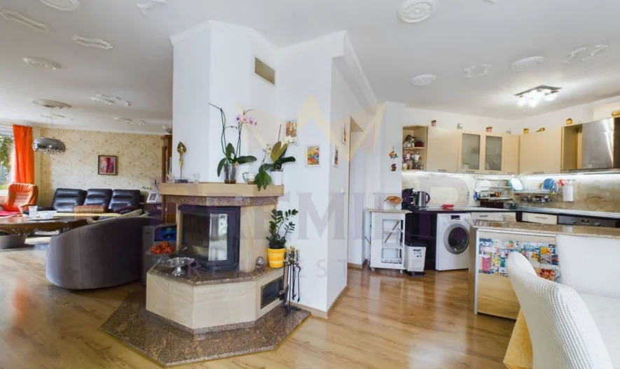 Двуетажна къща в с. Осеново -  - снимка 3 - Имоти Премиер