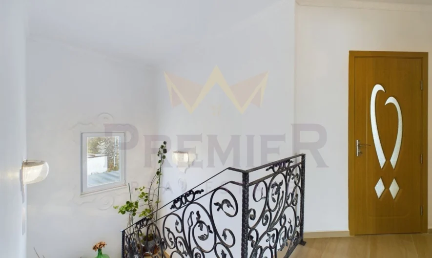 Двуетажна къща в с. Осеново -  - снимка 32 - Имоти Премиер