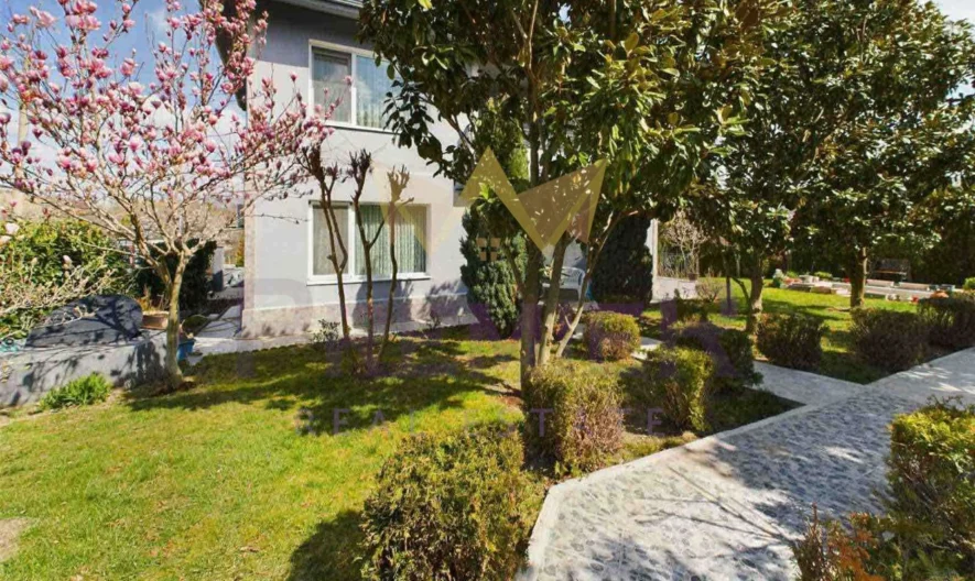 Двуетажна къща в с. Осеново -  - снимка 9 - Имоти Премиер