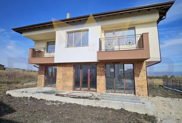 Агенция за недвижими имоти - Имоти Премиер - имот - 989351, Цена: 290000 EUR