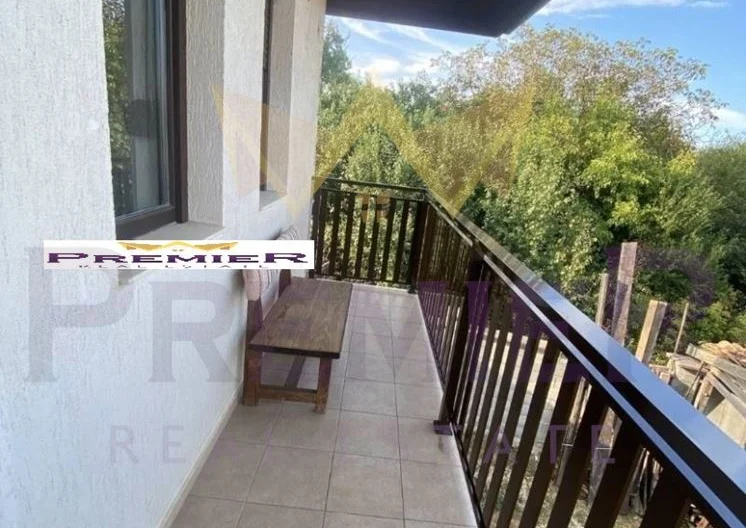 Двуетажна къща в с.Юнец -  - снимка 12 - Имоти Премиер