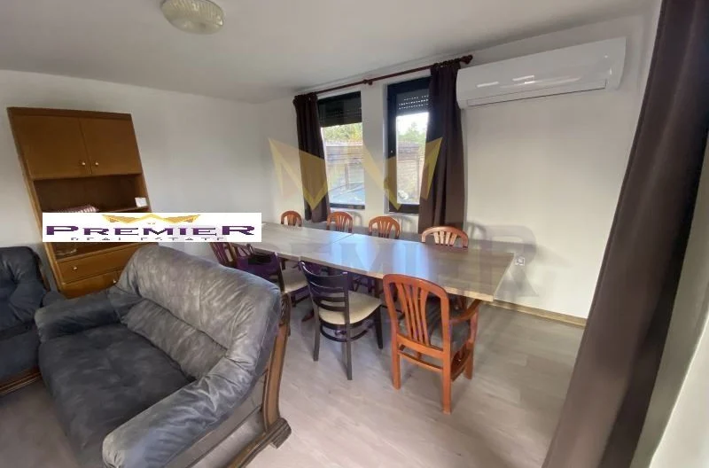 Двуетажна къща в с.Юнец -  - снимка 3 - Имоти Премиер