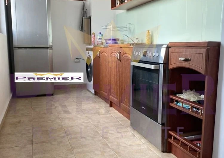 Двуетажна къща в с.Юнец -  - снимка 4 - Имоти Премиер