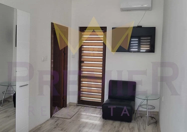 Двуетажна къща,м-т Траката -  - снимка 6 - Имоти Премиер