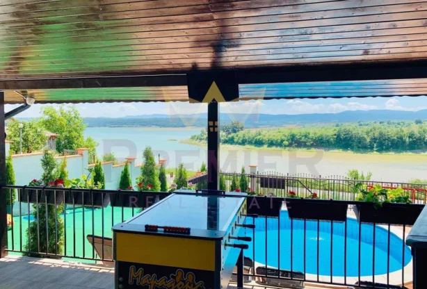 Агенция за недвижими имоти - Имоти Премиер - имот - 749637, Цена: 350000 EUR