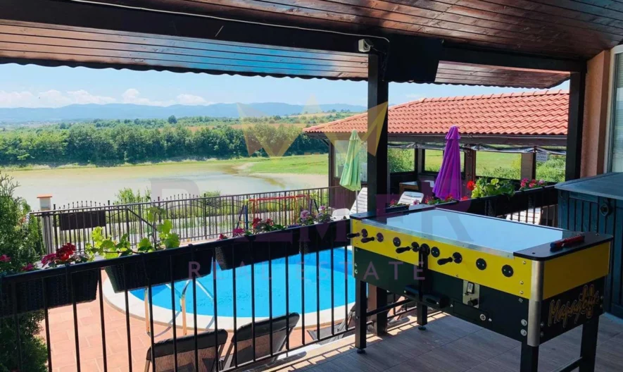 Двуетажна луксознообзаведена къща -  - снимка 15 - Имоти Премиер