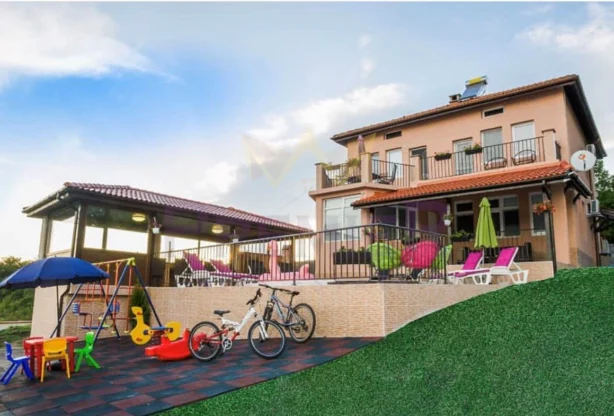 Агенция за недвижими имоти - Имоти Премиер - имот - 749637, Цена: 350000 EUR