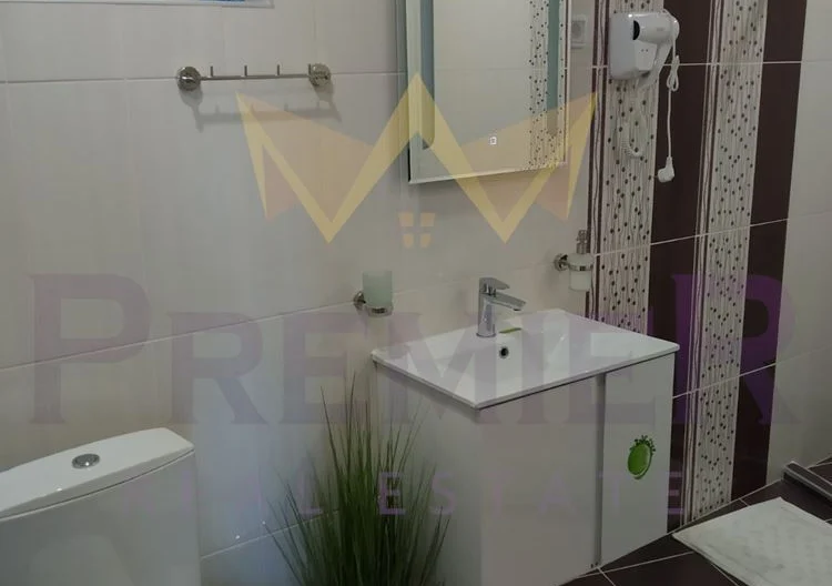 Двуетажна луксознообзаведена къща -  - снимка 6 - Имоти Премиер