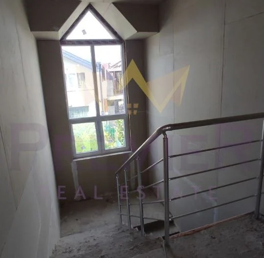 Двуетажна новопостроена къща в с.Равно поле - - снимка 5 - Имоти Премиер