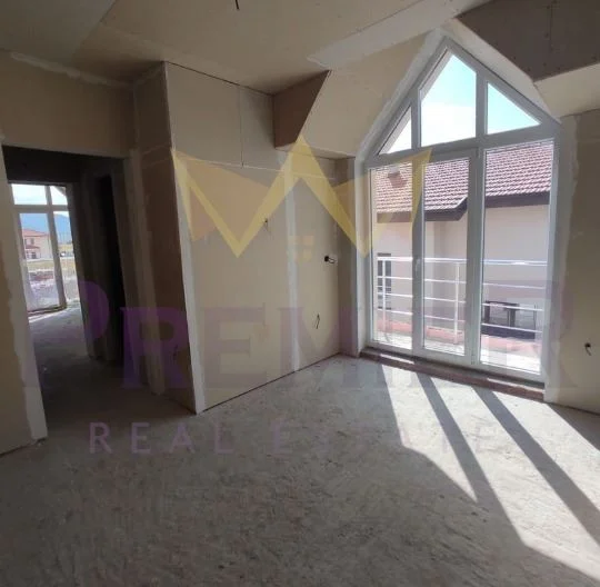 Двуетажна новопостроена къща в с.Равно поле - - снимка 6 - Имоти Премиер