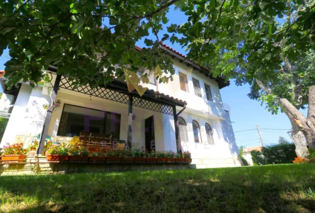 Агенция за недвижими имоти - Имоти Премиер - имот - 980153, Цена: 255000 EUR