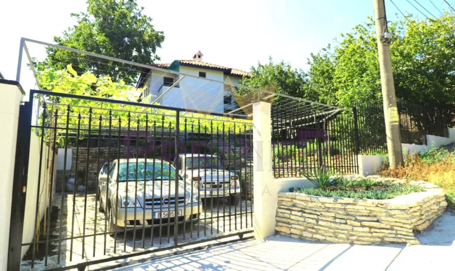 Двуетажна вила с морска панорама в гр. Балчик в близост до ботаническата градина ! -  - снимка 9 - Имоти Премиер