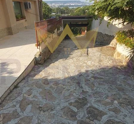 Агенция за недвижими имоти - Имоти Премиер - имот - 761827, Цена: 800000 EUR