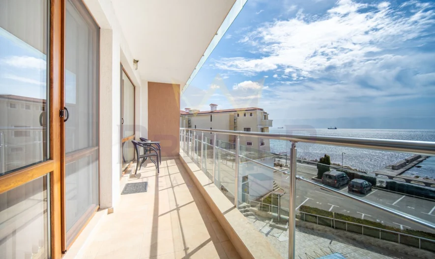 Двусатен апартамент на първа линия  в град Балчик -  - снимка 16 - Имоти Премиер