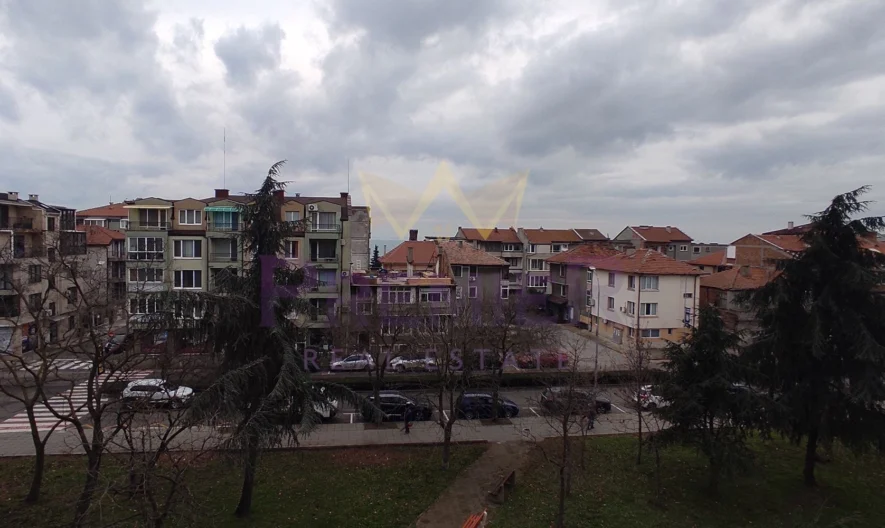 ДВУСТАЕН 75,57 КВ.М. – ОБЗАВЕДЕН С ГЛЕДКА МОРЕ -  - снимка 11 - Имоти Премиер