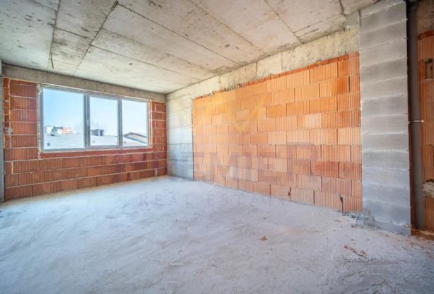 Обява за имот 1178295, Площ: 71 м<sup>2</sup>, Цена: 93000 EUR - Апартаменти Варна Възраждане 3