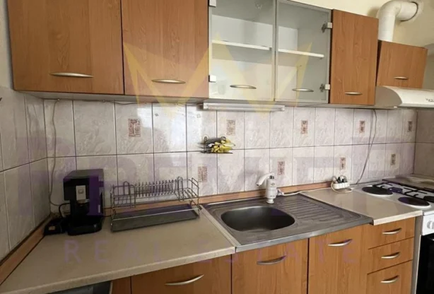 Агенция за недвижими имоти - Имоти Премиер - имот - 1236767, Цена: 450 EUR