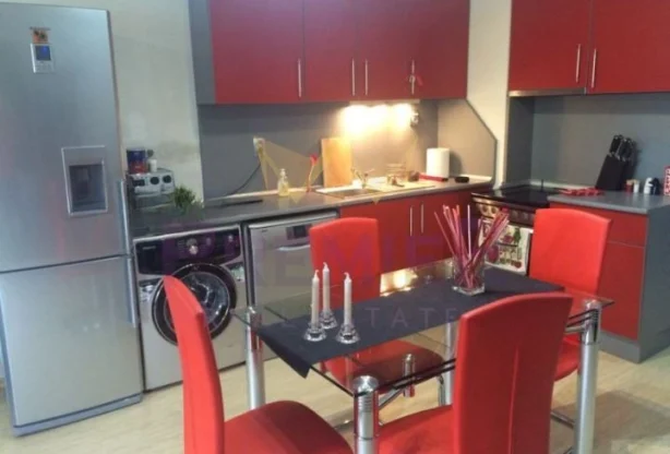 Агенция за недвижими имоти - Имоти Премиер - имот - 932409, Цена: 200000 EUR