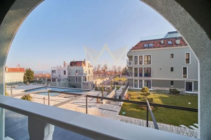 ДВУСТАЕН АПАРТАМЕНТ, БРИЗ - - снимка 12 - Имоти Премиер