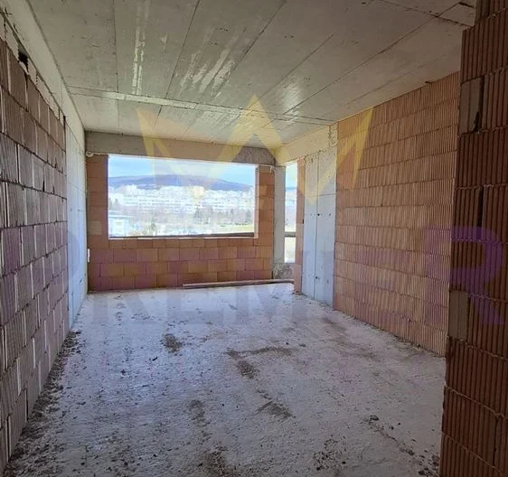 Двустаен апартамент до Джъмбо – външно паркомясто в цената -  - снимка 1 - Имоти Премиер