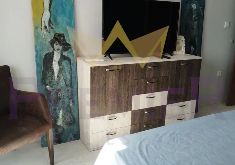 Двустаен апартамент до у-ще Л.Каравелов - - снимка 11 - Имоти Премиер