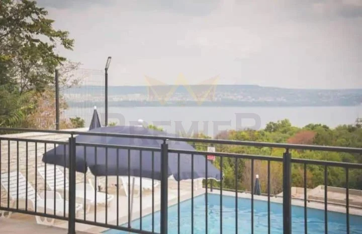 ДВУСТАЕН АПАРТАМЕНТ, ГАЛАТА -  - снимка 7 - Имоти Премиер