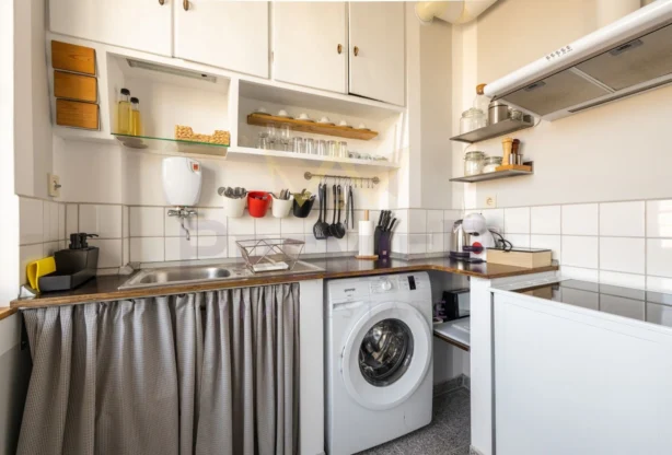 Агенция за недвижими имоти - Имоти Премиер - имот - 1000481, Цена: 600 EUR