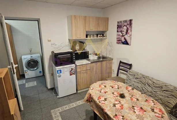 Агенция за недвижими имоти - Имоти Премиер - имот - 999409, Цена: 511.292 EUR