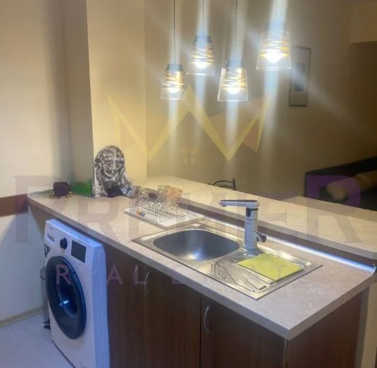 ДВУСТАЕН АПАРТАМЕНТ, ГРЪЦКИ КВАРТАЛ -  - снимка 1 - Имоти Премиер