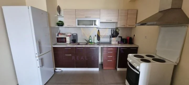 ДВУСТАЕН АПАРТАМЕНТ, ГРЪЦКИ КВАРТАЛ -  - снимка 1 - Имоти Премиер