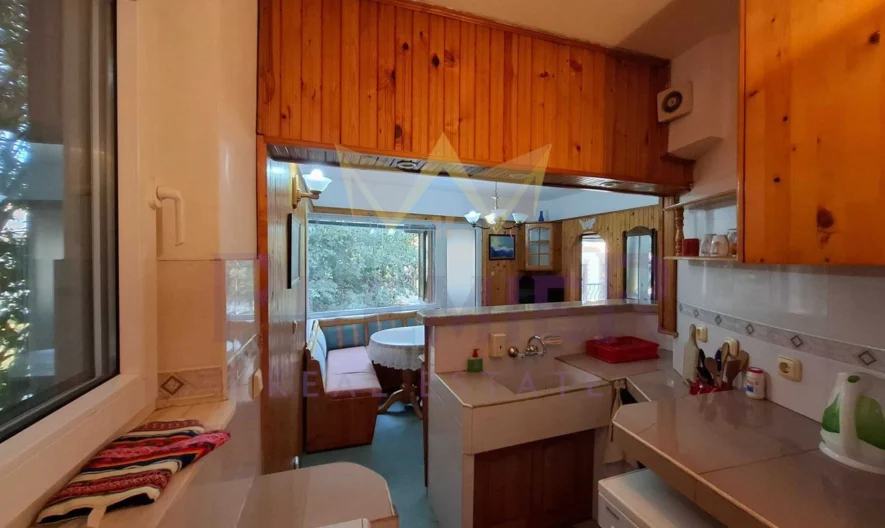 ДВУСТАЕН АПАРТАМЕНТ, ГРЪЦКИ КВАРТАЛ -  - снимка 2 - Имоти Премиер