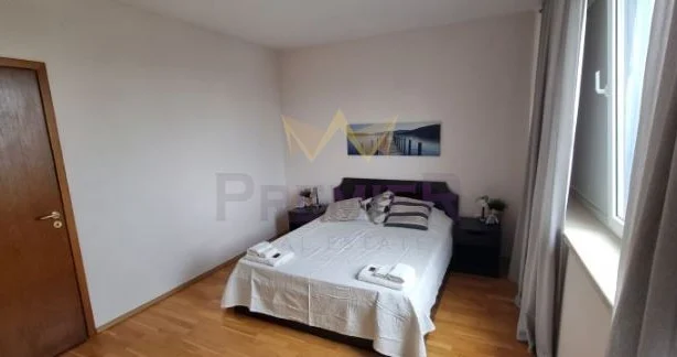 Агенция за недвижими имоти - Имоти Премиер - имот - 999867, Цена: 818.0672 EUR