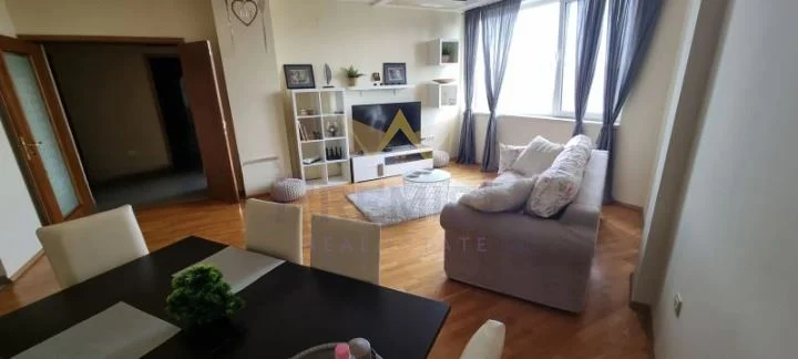 ДВУСТАЕН АПАРТАМЕНТ, ГРЪЦКИ КВАРТАЛ -  - снимка 2 - Имоти Премиер