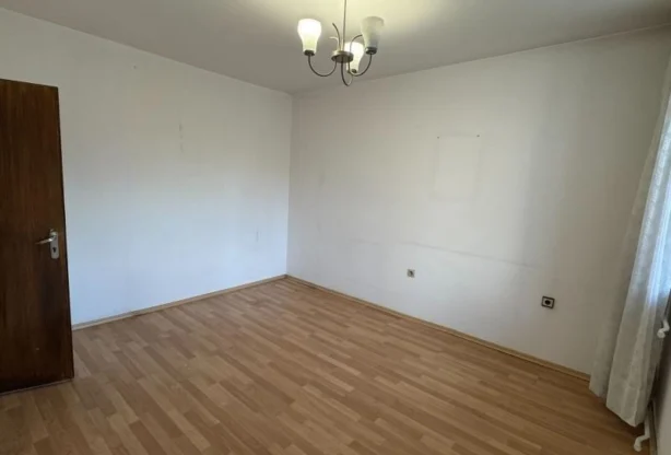 Агенция за недвижими имоти - Имоти Премиер - имот - 1196349, Цена: 150000 EUR