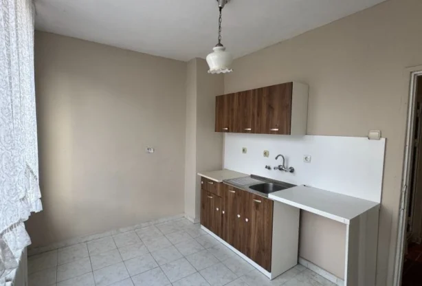 Агенция за недвижими имоти - Имоти Премиер - имот - 1196349, Цена: 150000 EUR