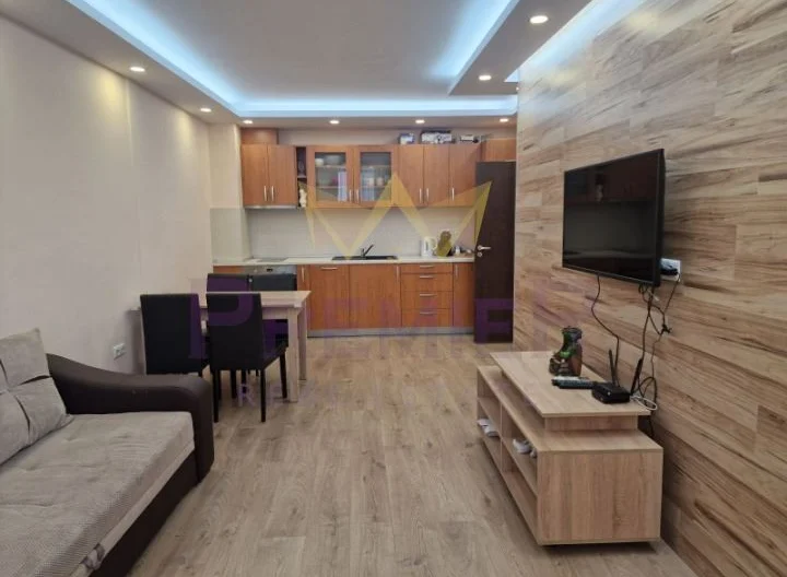 ДВУСТАЕН АПАРТАМЕНТ, ИДЕАЛЕН ЦЕНТЪР -  - снимка 1 - Имоти Премиер