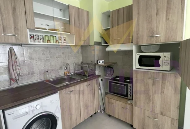 Агенция за недвижими имоти - Имоти Премиер - имот - 1101103, Цена: 383.469 EUR