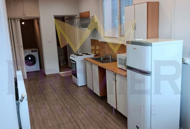 Агенция за недвижими имоти - Имоти Премиер - имот - 1045733, Цена: 650 EUR