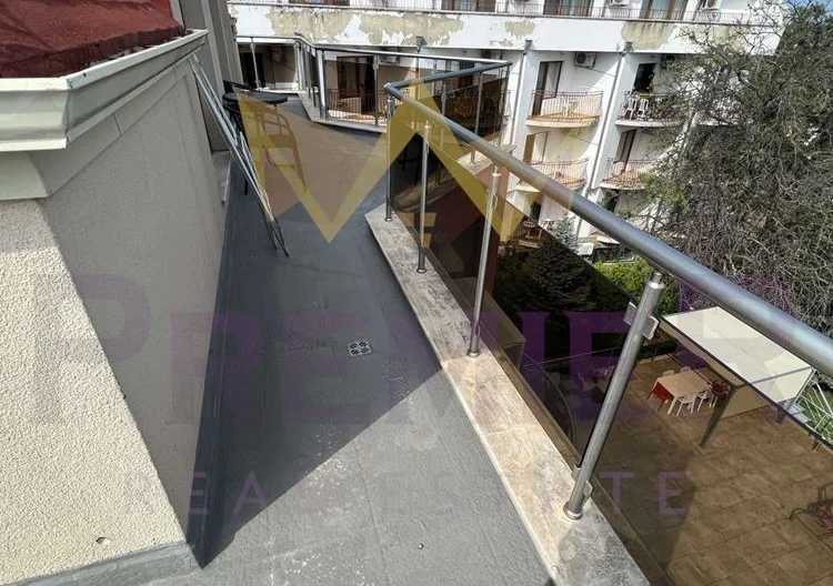 ДВУСТАЕН АПАРТАМЕНТ К.К. КОНСТАНТИН И ЕЛЕНА - - снимка 17 - Имоти Премиер