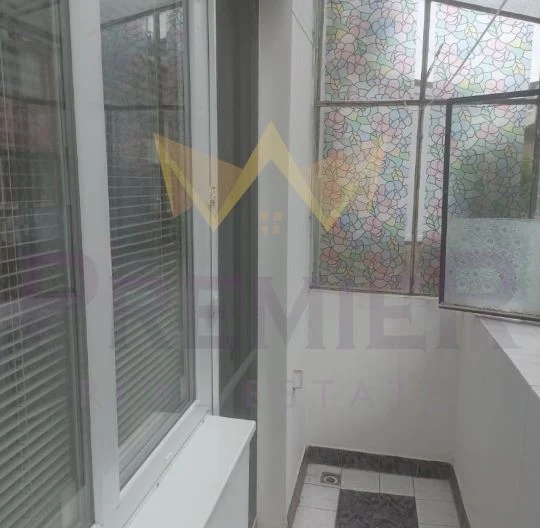 ДВУСТАЕН АПАРТАМЕНТ КОЛХОЗЕН ПАЗАР - - снимка 10 - Имоти Премиер