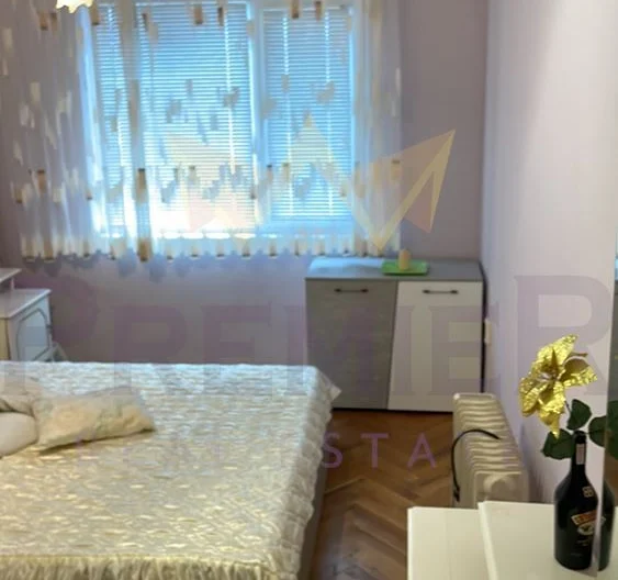 ДВУСТАЕН АПАРТАМЕНТ КОЛХОЗЕН ПАЗАР -  - снимка 16 - Имоти Премиер