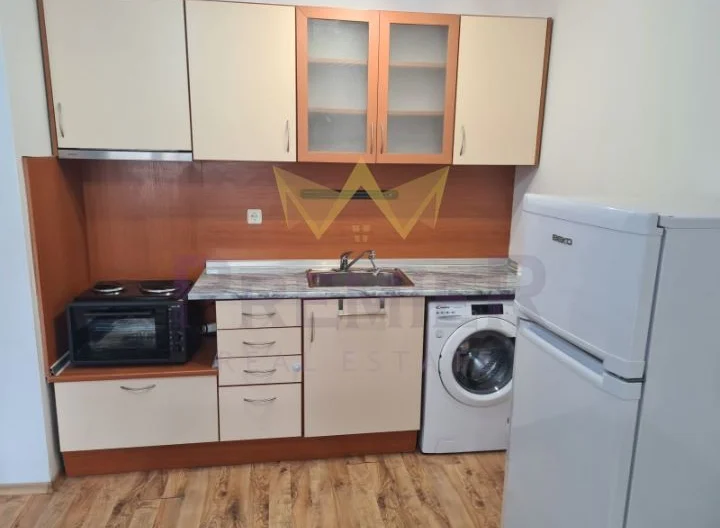 ДВУСТАЕН АПАРТАМЕНТ, КОЛХОЗЕН ПАЗАР - - снимка 2 - Имоти Премиер