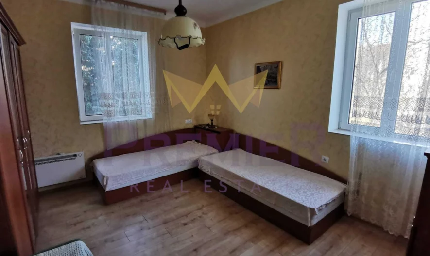 ДВУСТАЕН АПАРТАМЕНТ, КОЛХОЗЕН ПАЗАР -  - снимка 3 - Имоти Премиер