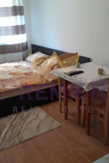 ДВУСТАЕН АПАРТАМЕНТ, КОЛХОЗЕН ПАЗАР -  - снимка 5 - Имоти Премиер